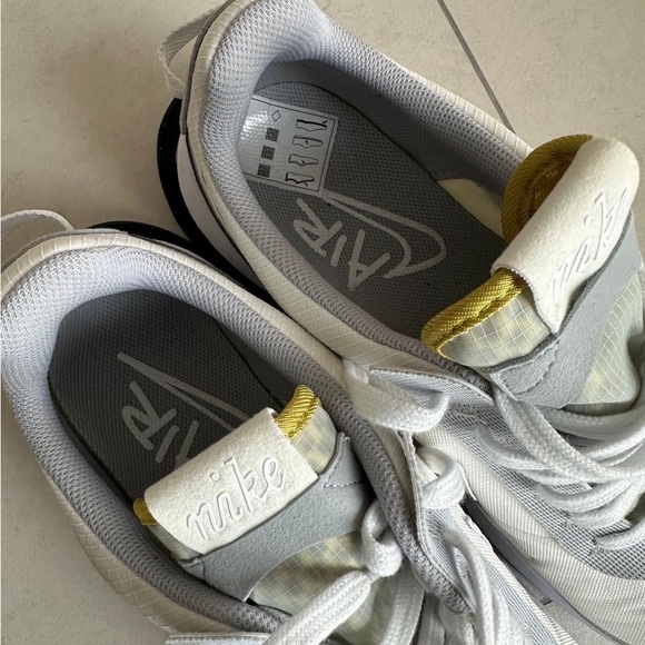 MENS NIKE - Picture 2 of 5